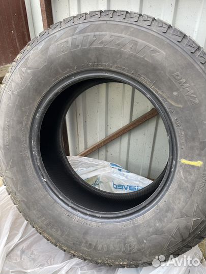 Bridgestone Blizzak DM-V2 245/70 R16 107S