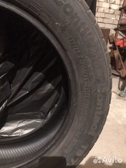 Continental ContiWinterContact TS 830P SUV 225/60 R18