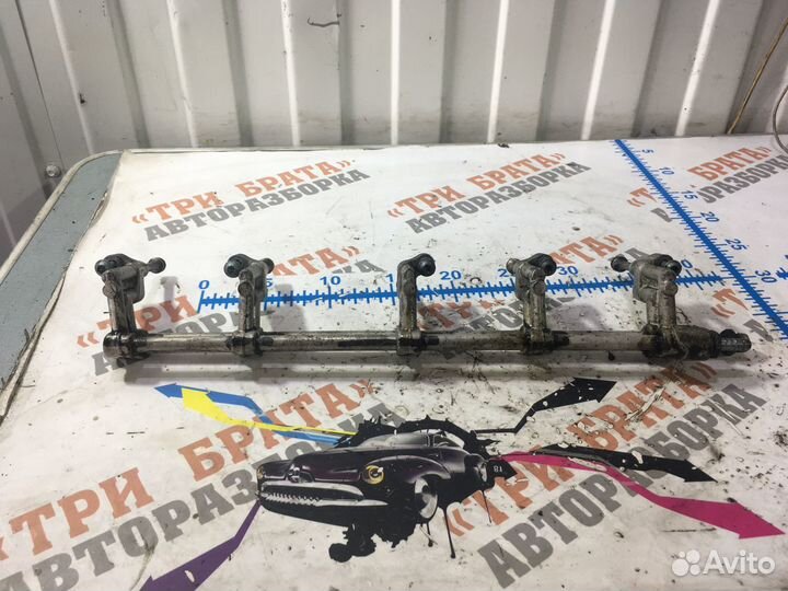 Фольксваген Транспортер Рейка топливная