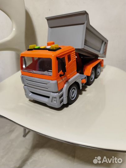Самосвал для детей