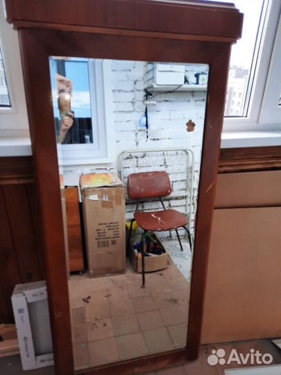 Зеркало старинное в раме