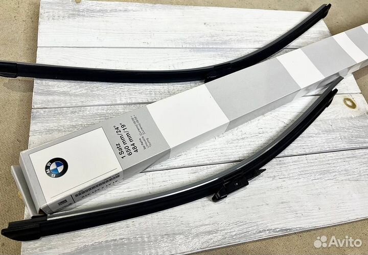 Щетки стеклоочистителя для BMW 61615A43585