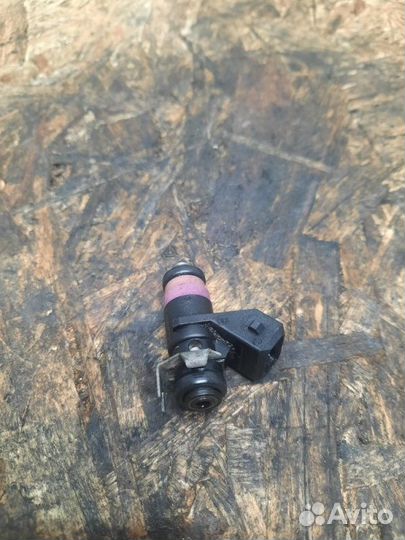 Форсунка Renault Megane универсал 1.6 K4M812 2005