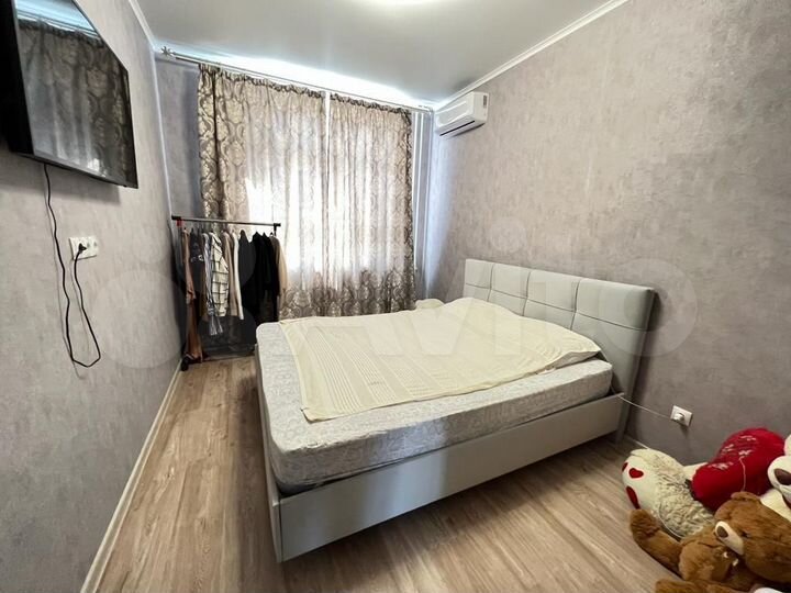 2-к. квартира, 65 м², 11/16 эт.