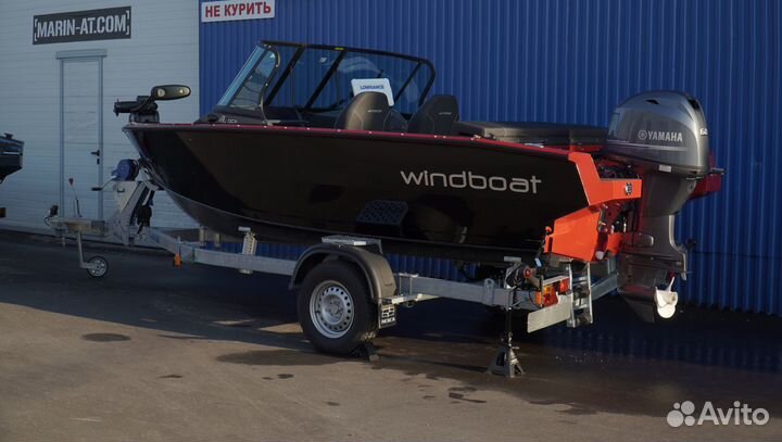 Windboat 4.6 DCX