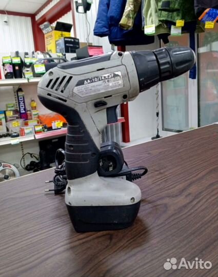 Шуруповерт Интерскол да 10/14