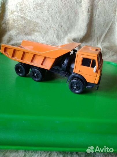 Модель 1:43 камаз 5511