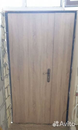 Входная дверь