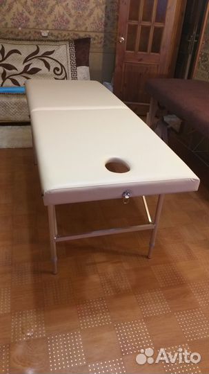 Массажная кушетка