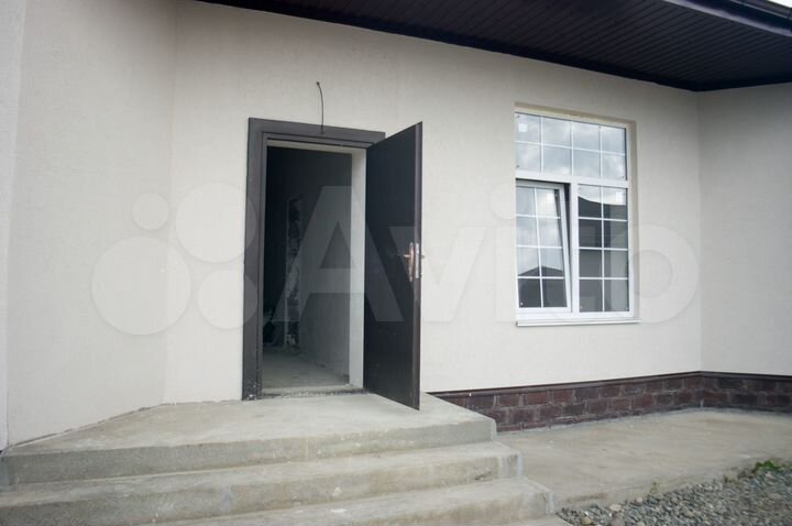 Дом 105 м² на участке 2,8 сот.