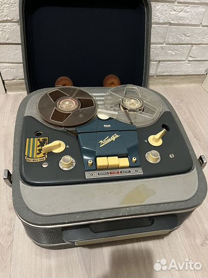 Катушечный магнитофон комета СССР