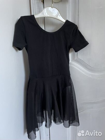 Гимнастический купальник с юбкой