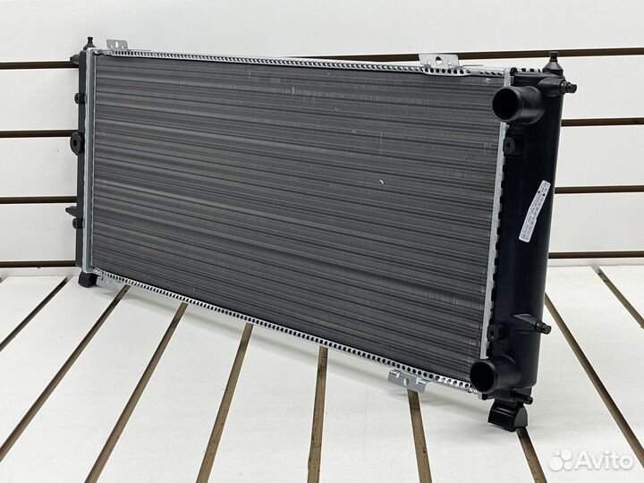 Радиатор охлаждения volkswagen Transporter T4