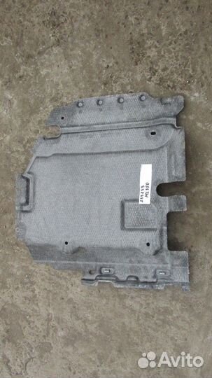 Шумоизоляция пола (Mercedes-Benz M-class)