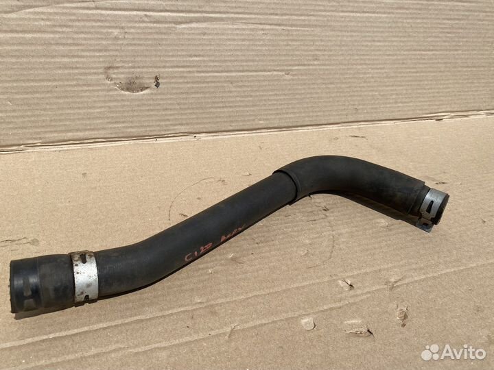 Патрубок радиатора верхний Toyota Corolla 120