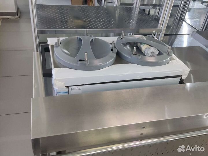 Диспенсер для тарелок новый