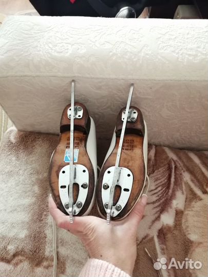 Фигурные коньки wifa 27