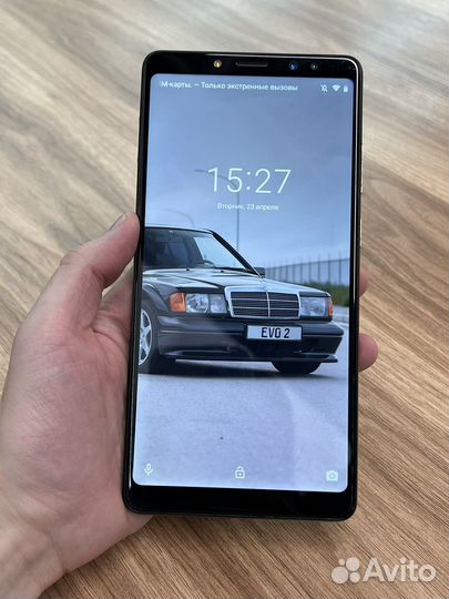 Телефон планшет Lenovo Tab v7