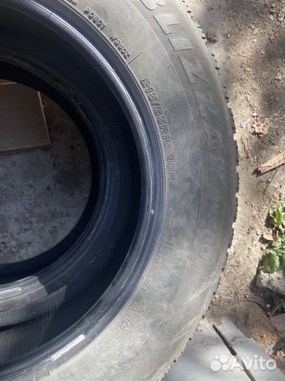Bridgestone Blizzak WS-60 215/65 R16 98R