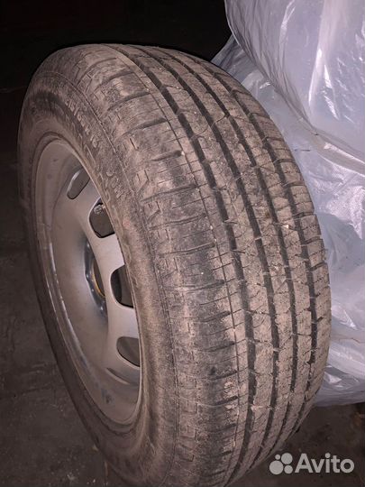 Continental ContiCrossContact LX2 215/65 R16 98H