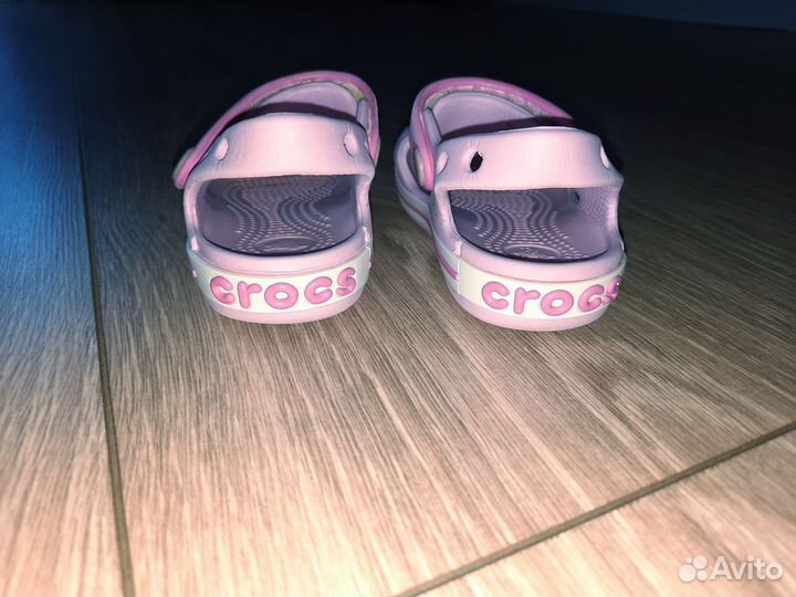 Сандалии crocs c7