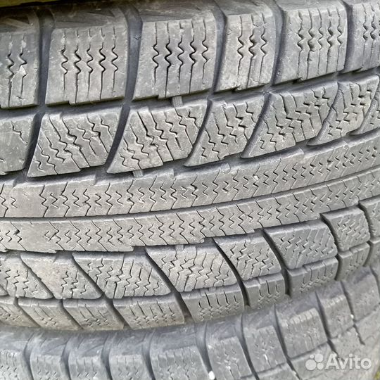 Triangle Snowlink TWT02 185/65 R15