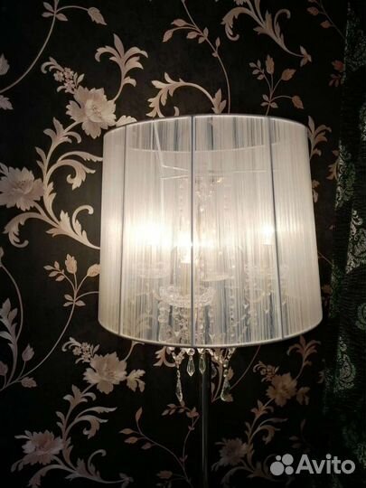 Торшер напольный с абажуром