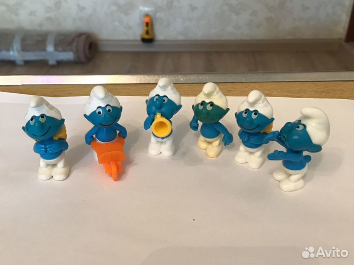 Hello kitty киндер,смурфики1996-2021,киндерино