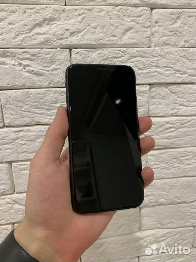 Телефон iPhone XR 128gb
