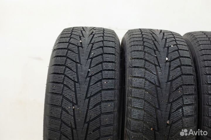 Hankook Winter I'Cept IZ2 205/55 R16 94T