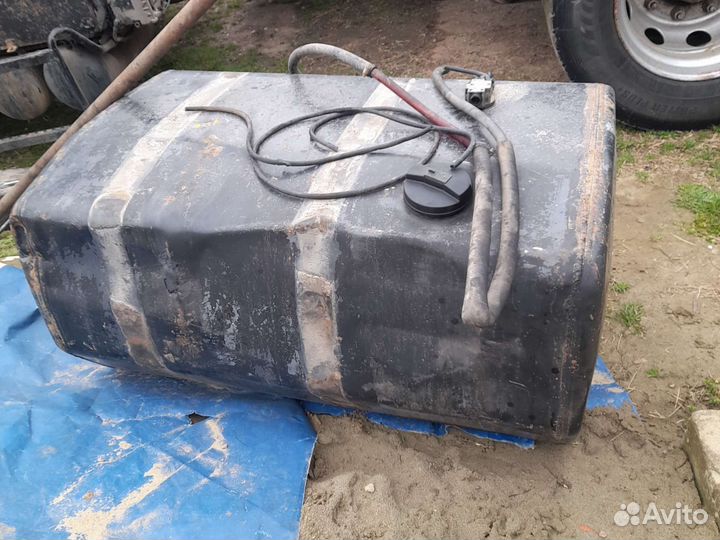 Топливный бак рено