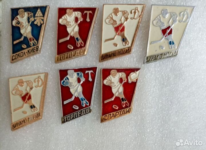 Хоккейные значки