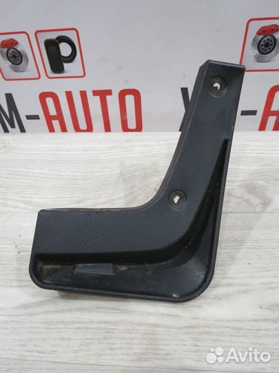 Брызговик задний левый Hyundai Solaris