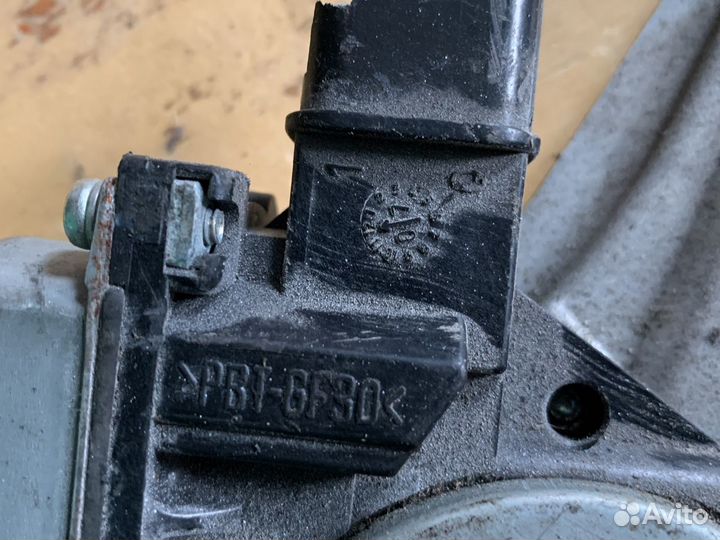 Стеклоподъемник Honda цивик