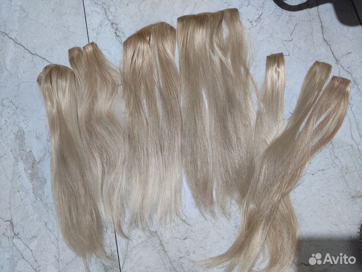 Волосы на заколках искусст. 50-60 см.белые, темн