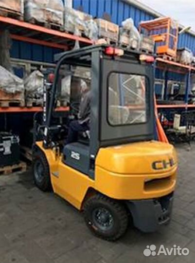 Вилочный погрузчик CHL CPCD35, 2023