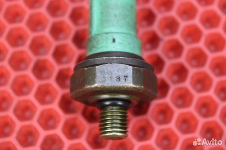 Датчик давления масла гур Honda Prelude BA9 F22B