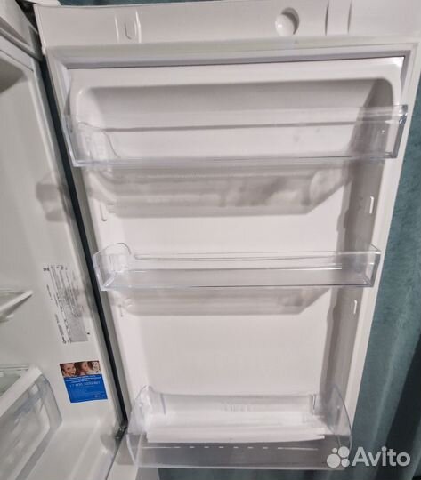 Холодильник Indesit EF 16 Total No Frost