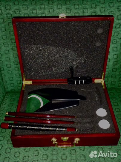 Подарочный мини гольф в деревянном кейсе