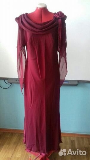 Вечернее платье