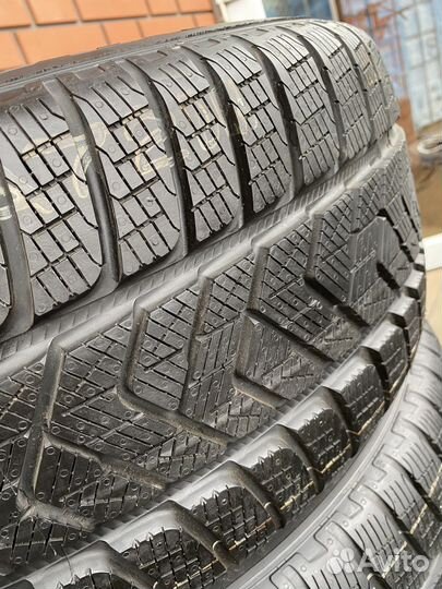 R19 Pirelli Scorpion Winter 255/50, PCD 5x112 DIA 66.6