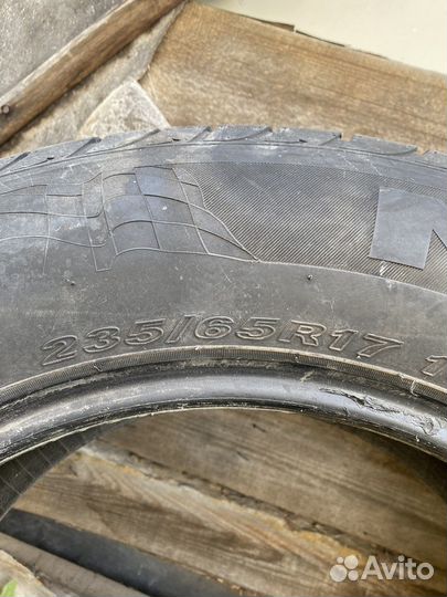 Nexen N8000 235/65 R17