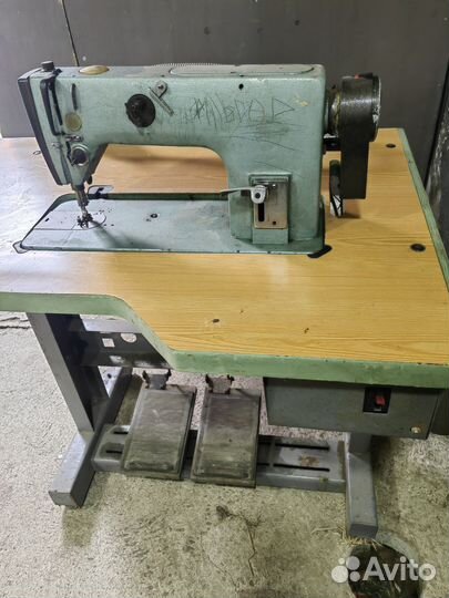 Швейная машинка бу