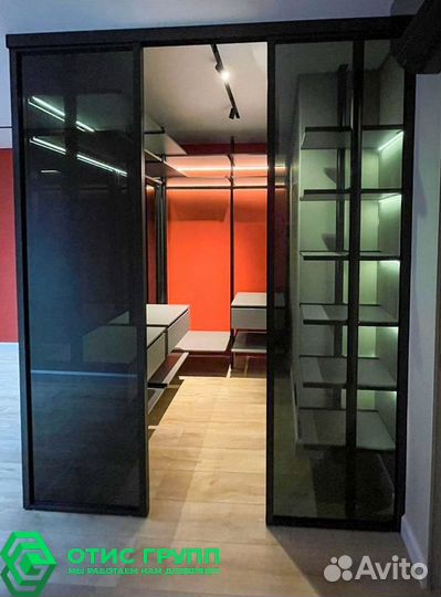 Стеклянные двери / Стеклянные перегородки