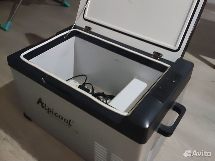 Автохолодильник компрессорный