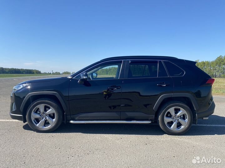 Toyota RAV4 2.0 CVT, 2021, 9 900 км