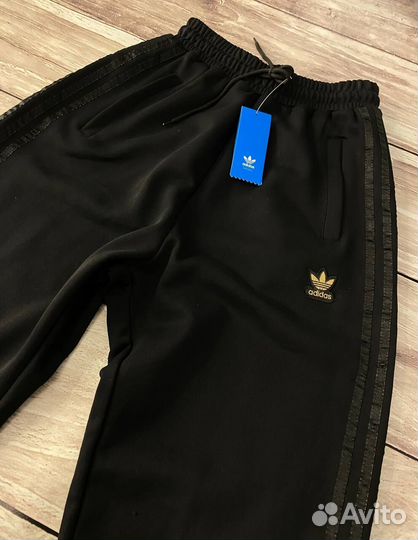 Спортивные брюки Adidas черные мужские