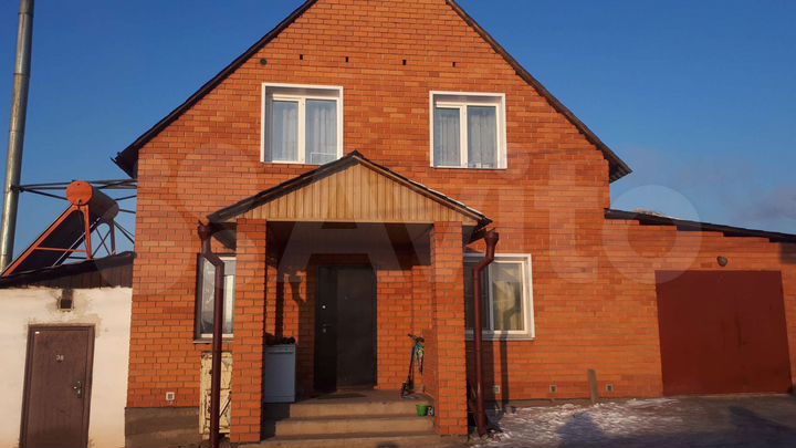 Дом 205 м² на участке 15 сот.