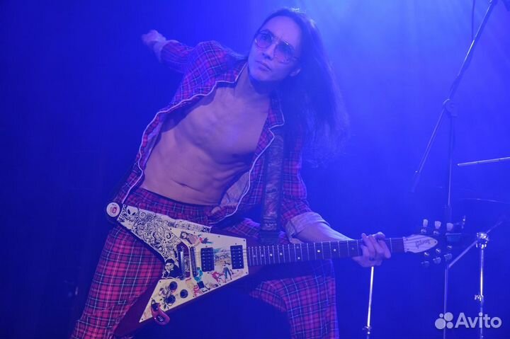 Репетитор по электрогитаре