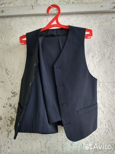 Школьный костюм для девочки 140 146